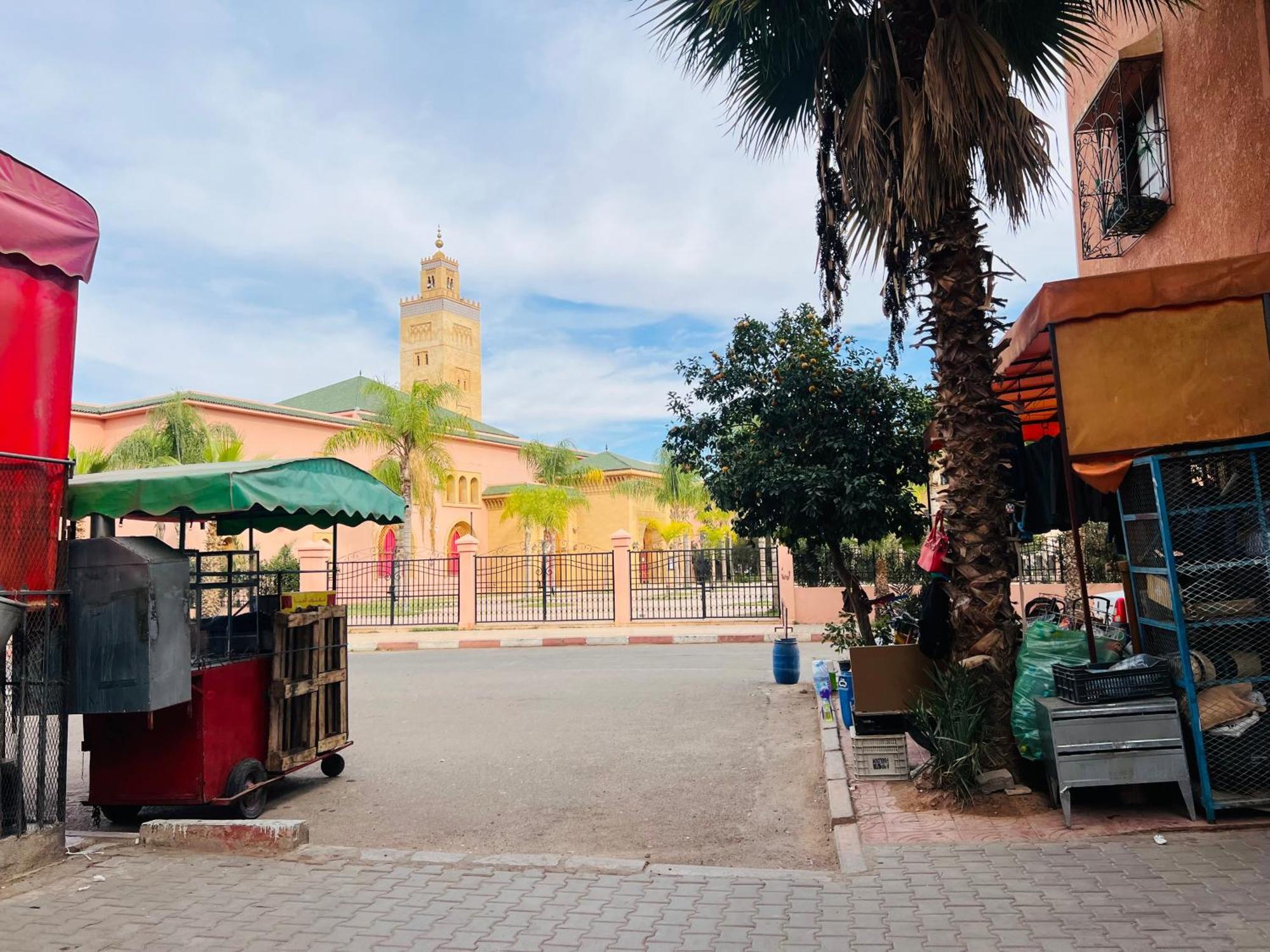 Angel 12 Minutes From Marrakech Airport Marrakesh